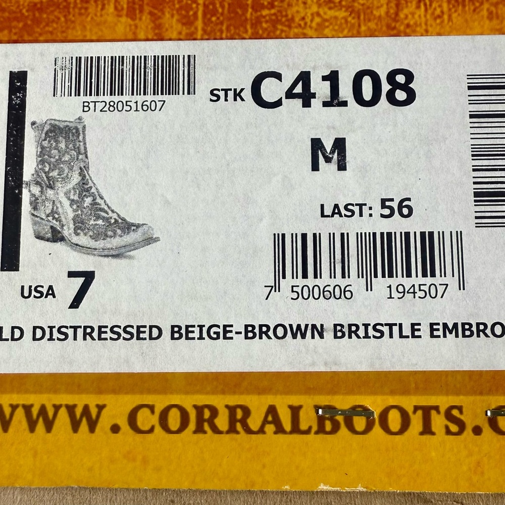 Corral Booties - Picture 4 of 6